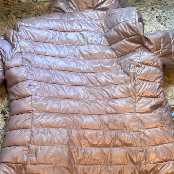 Andrew Marc Metallic Purple Reversible Puffer Jacket with Quilted Design - Picture 11 of 11